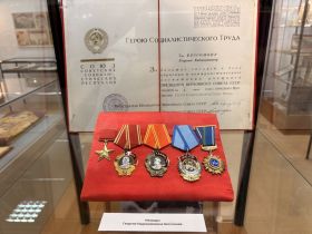 В Якутском музее открылась выставка к 110-летию Георгия Бессонова