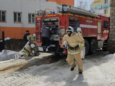 Пожарные посвятили соревнования 374-й годовщине пожарной охраны России