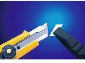 Нож OLFA с выдвижным лезвием 18 мм эргономичный