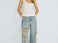 Топ с баской, Бежевый