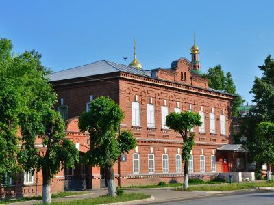 Дом главный