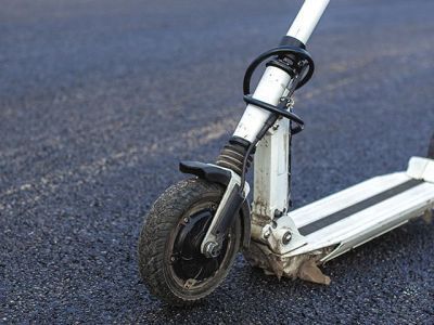 Как получить компенсацию, если взорвался электросамокат или моноколесо?