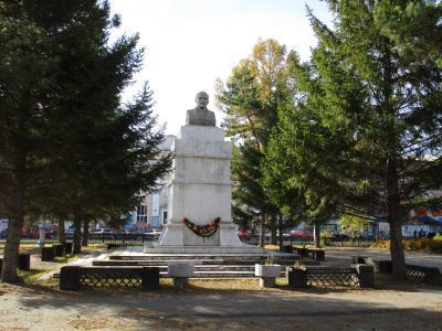 Памятник В.И. Ленину