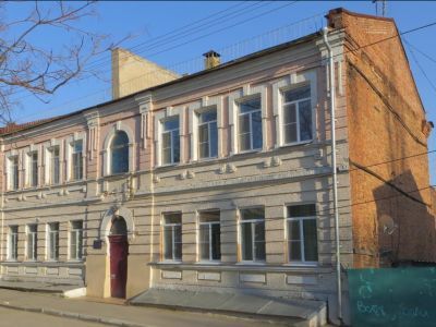 Дом купца И.М.Сафонова, в котором размещалось 11-е городское женское начальное училище им. Н.А.Некрасова