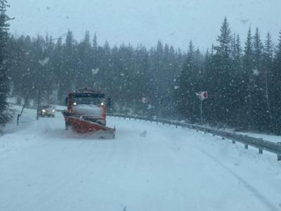 Управление автодорог Якутии просит водителей воздержаться от поездок в Хангаласский улус