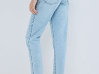 Прилегающие джинсы Mom, Голубой