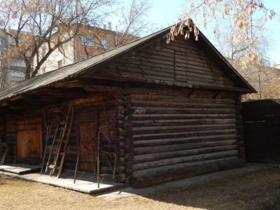 Амбар с завозней усадьбы В.И.Сурикова