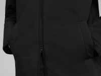 Утепленное пальто с капюшоном