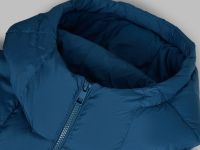 Утепленная куртка с капюшоном