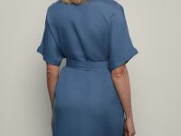 Платье миди на пуговицах с поясом