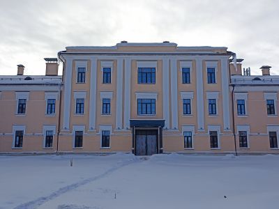 Казармы Михайловские. Эклектика