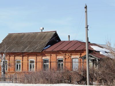Дом крестьянина с лавкой