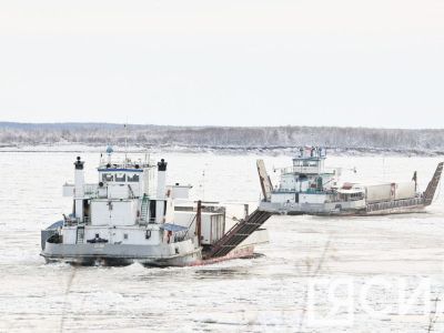 10 тысяч рублей за легковушку: на переправе Якутск — Нижний Бестях резко повысили тарифы