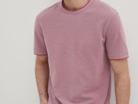 Футболка прямого силуэта с контрастной отделкой