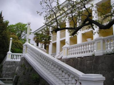 Корпус жилой (архитекторы И.Г.Татиев и О.К.Быстрова)