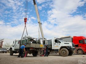 «Техника и 10 тонн посылок»: из Якутии отправили рейс с гуманитарным грузом для участников СВО