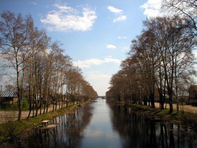 Каналы Вышневолоцкой водной системы – первые русские судоходные каналы /водохранилище, заводская плотина/