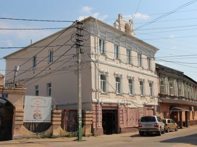 Дом Страховых