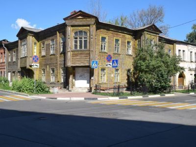 Усадьба А.Н.Седова. Главный дом с флигелем и лавкой