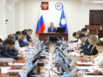 Глава Якутии поручил выстроить систему, работающую на всех этапах реализации нацпроектов