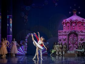 Премьерой балета «Щелкунчик» начался в Якутске  «Чайковский-фест»