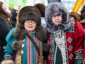 В Якутске состоялось шествие народных мастеров в национальных костюмах