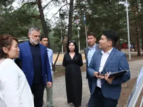 Кирилл Бычков навестил детей из Оймяконского района в лагере «Энергетик»