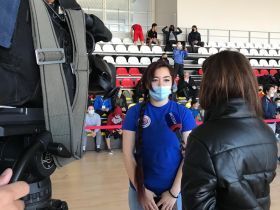 Как здорово, что все мы здесь сегодня собрались!