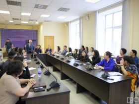 50 госслужащих республики обучат особенностям официально-делового стиля якутского языка