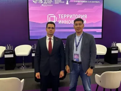 Якутия и «Синергия» на ВЭФ-2025 обсудили перспективы сотрудничества