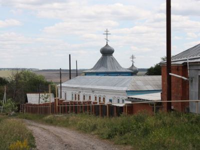 Комплекс зданий Свято-Тихвинского женского монастыря