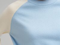 Свободный джемпер с рукавами-реглан