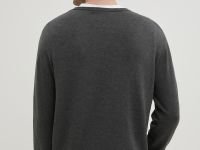 Джемпер с v-образным вырезом