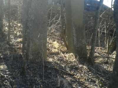 Стелы надмогильные