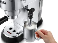 Кофеварка рожковая De'Longhi Dedica EC685.M (Silver)