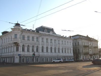 "Доходные" дома многофункционального использования конца XIX в. (музыкальное училище)