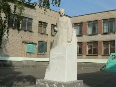 Памятник Герою Советского Союза Н.И. Кузнецову
