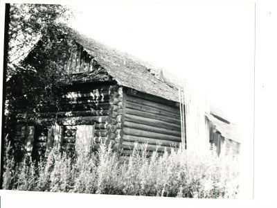 Изба К. Утенковой