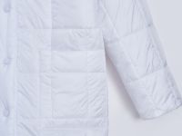 Утепленное пальто прямого кроя с карманами