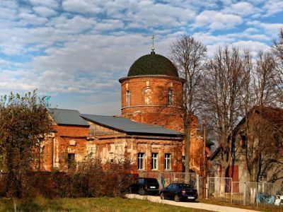 Бывшая Воскресенская церковь