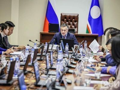 Кирилл Бычков принял участие в заседании молодежного кабмина Якутии