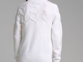 Свитер трикотажный для девочек