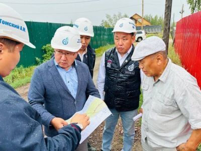 В Мархе подключат к газу дома ветерана Великой отечественной войны и участников СВО