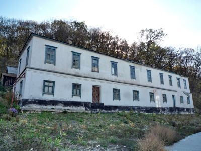 Корпуса келий (4 здания)