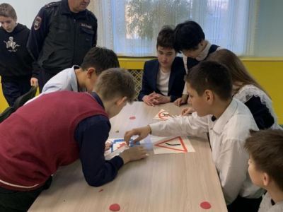 Сотрудники Госавтоинспекции посетили школу-интернат