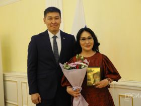 Государственные награды вручили педагогам Якутии