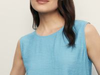 Блузка без рукавов свободного кроя