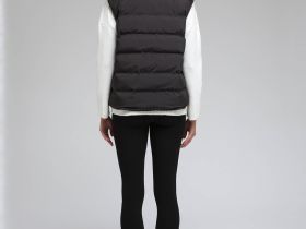 Утепленный стеганый жилет