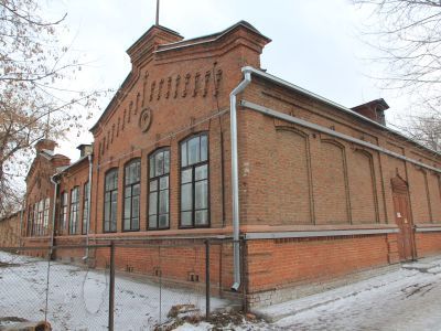 Здание трехкомплектного училища