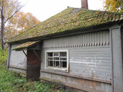 Памятное место, где в доме библиотекаря И.С. Голубева в 1951-1953 гг. отдыхали советские писатели А.А. Фадеев и В.В. Иванов